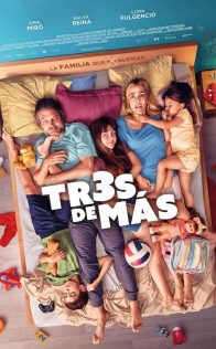 Tres de más